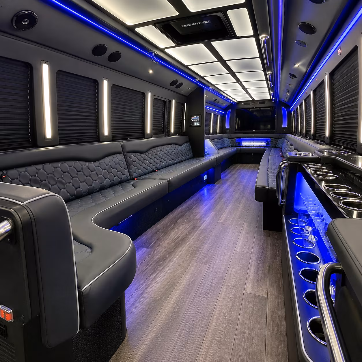 bus rentals for convention groups heading to bay area venues from elk grove