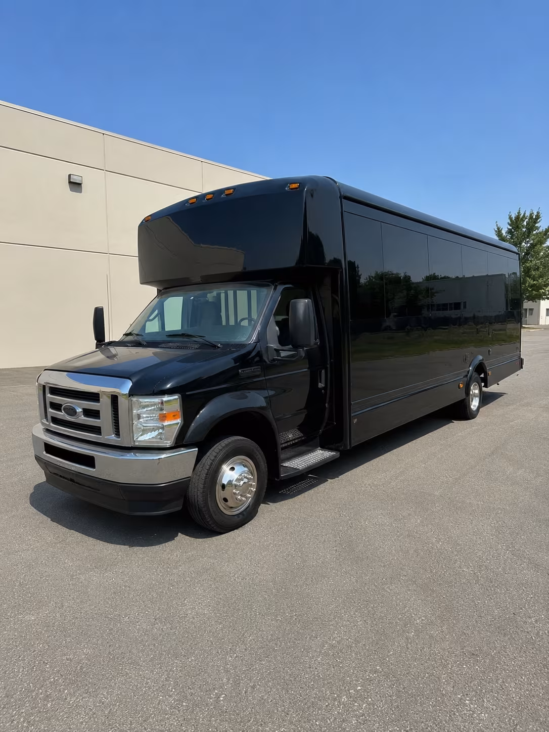 elk grove bus rental service area