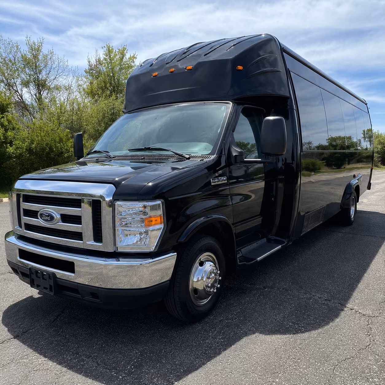 party buses for bachelorette wine tours around lodi and clarksburg